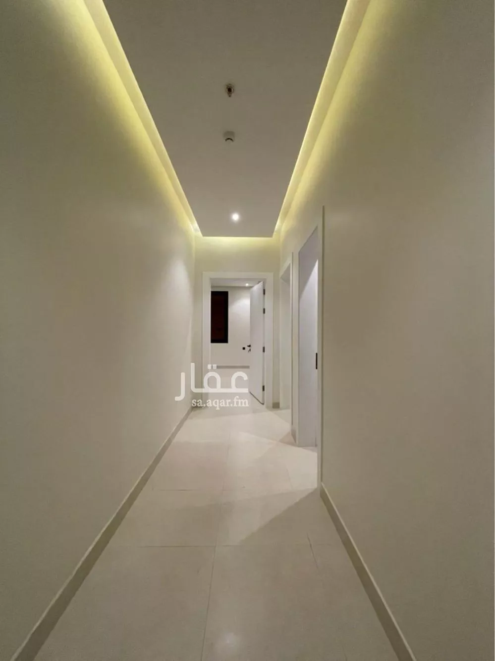 4 bedroom apartment in Granada 8