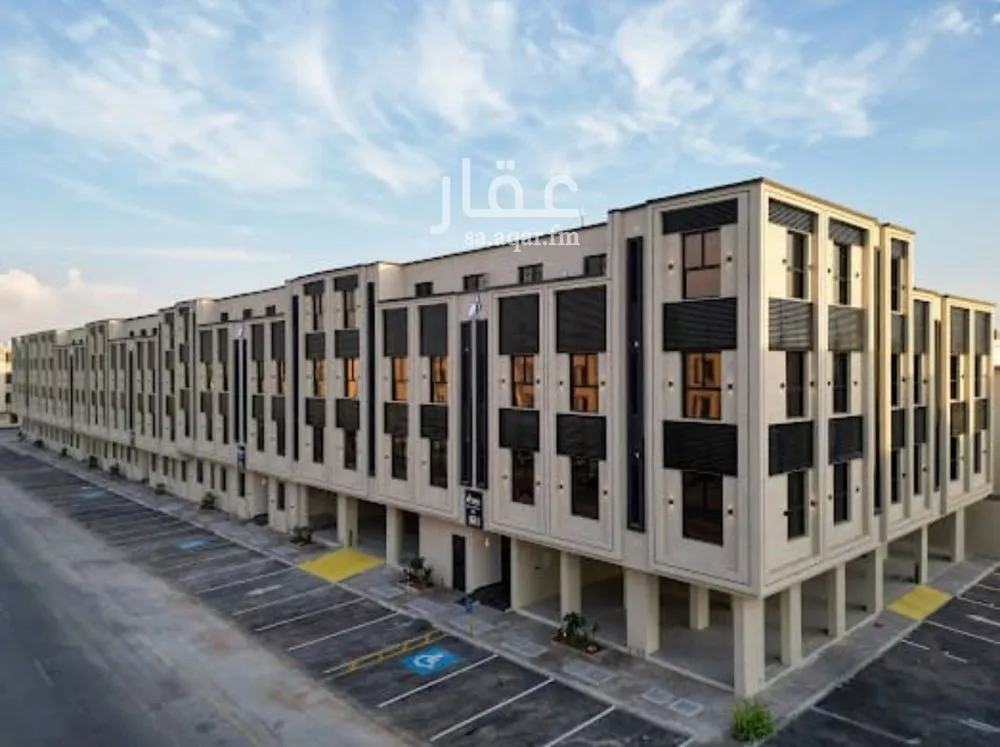 3 bedroom apartment in Al Hazm 10