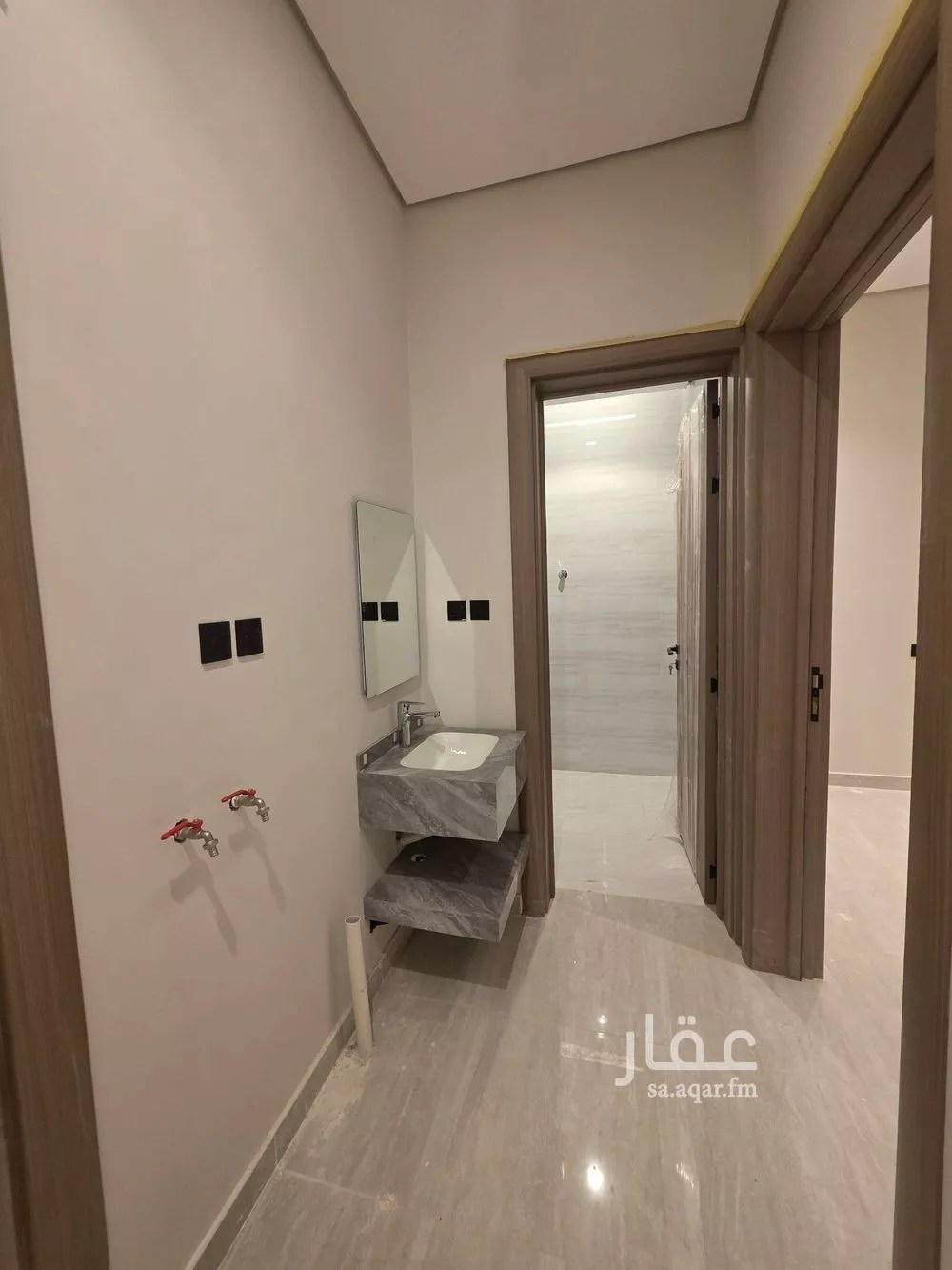شقة 4 غرف في ظهرة نمار 11