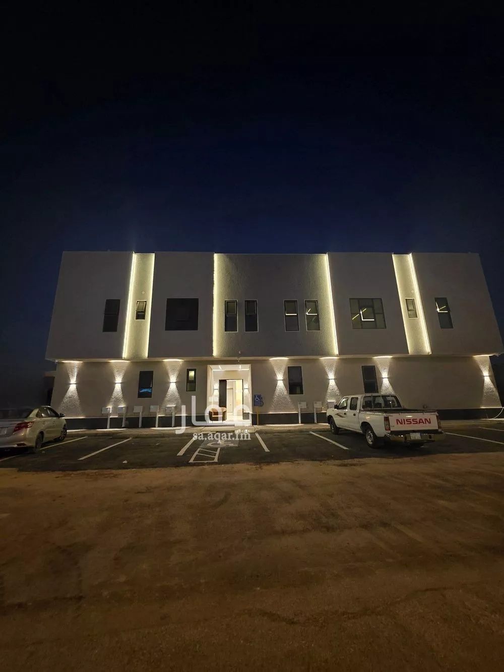 4 bedroom apartment in Dhahrat Namar 2