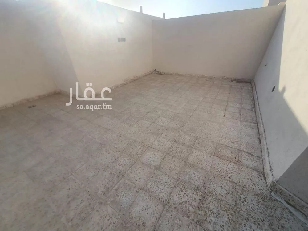 5 bedroom apartment in Badr 8