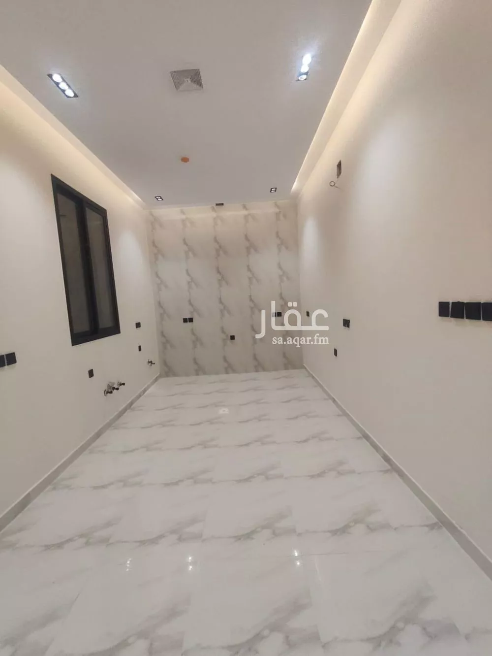 4 bedroom apartment in Al Zahrah 10