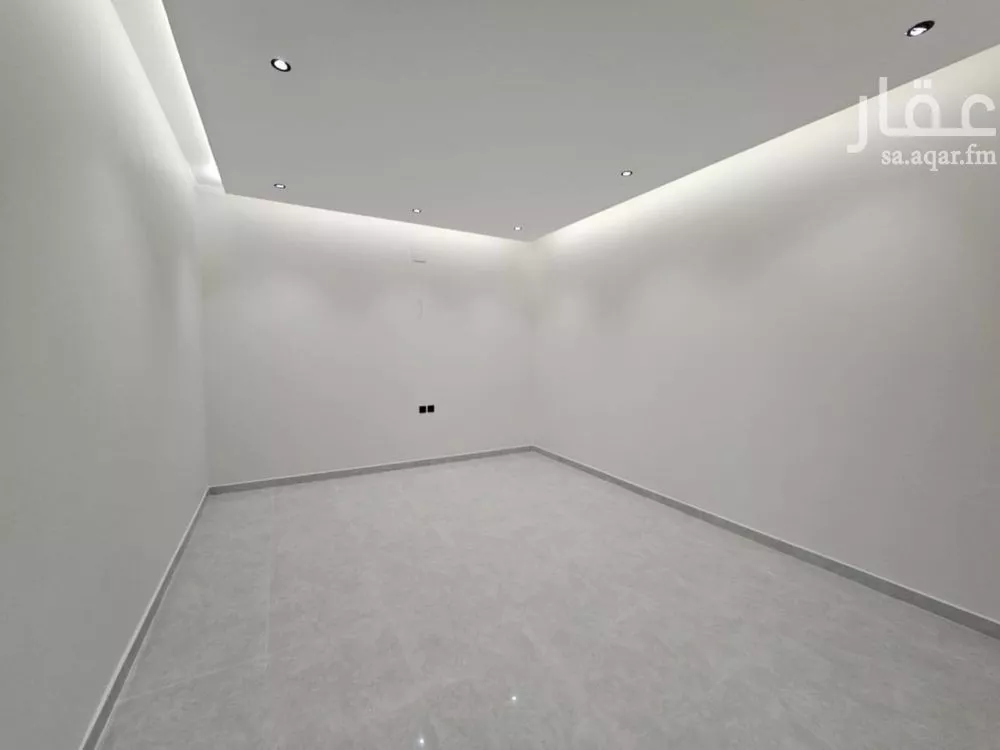4 bedroom apartment in Dahiat Namar 3