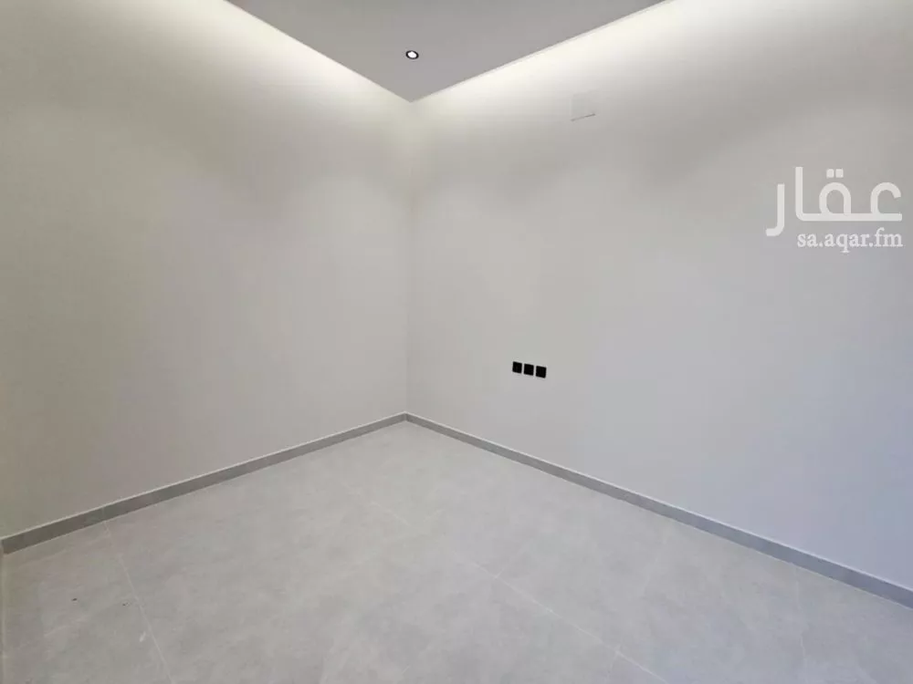 4 bedroom apartment in Dahiat Namar 5