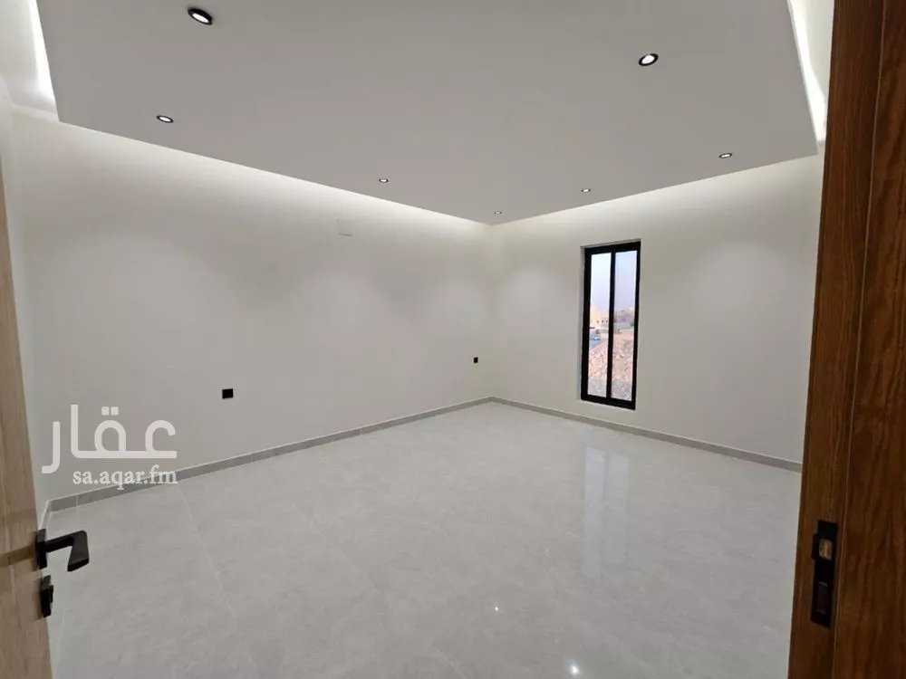 4 bedroom apartment in Dahiat Namar 8