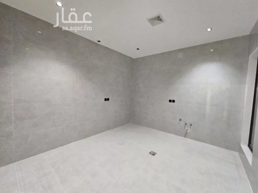 4 bedroom apartment in Dahiat Namar 9