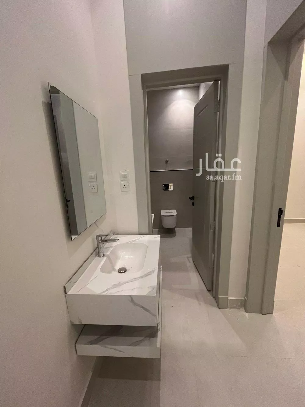 4 bedroom apartment in Al Janadriyah 9