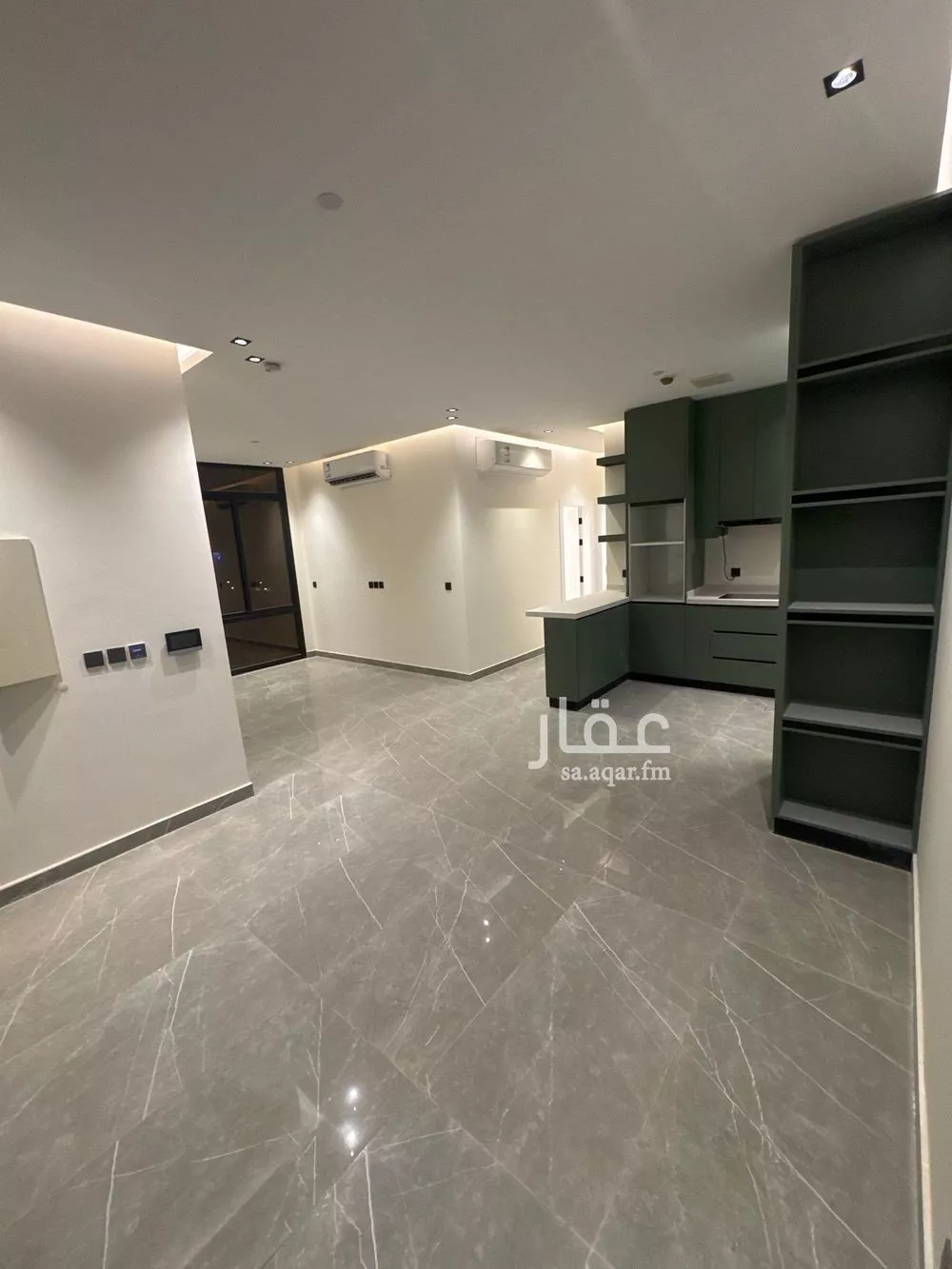 2 bedroom apartment in Al Mughrizat 5