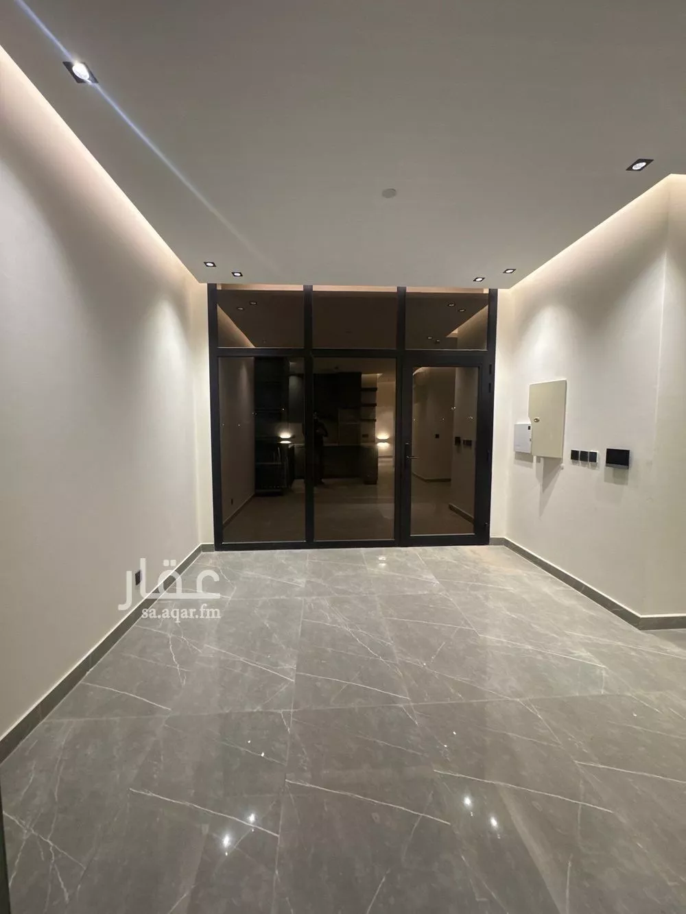 2 bedroom apartment in Al Mughrizat 7