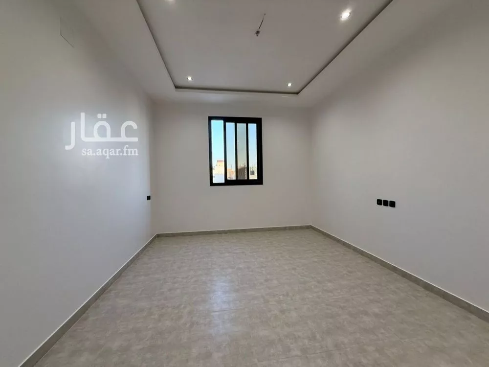 4 bedroom apartment in Ad Dar Al Baida 7