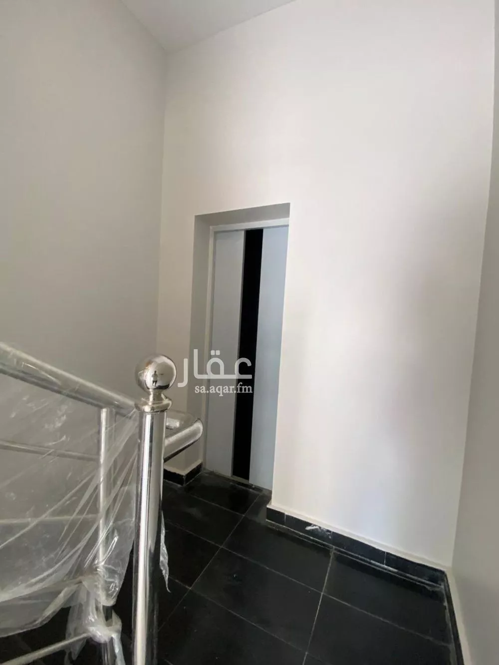 3 bedroom floor in Al Yarmouk 7