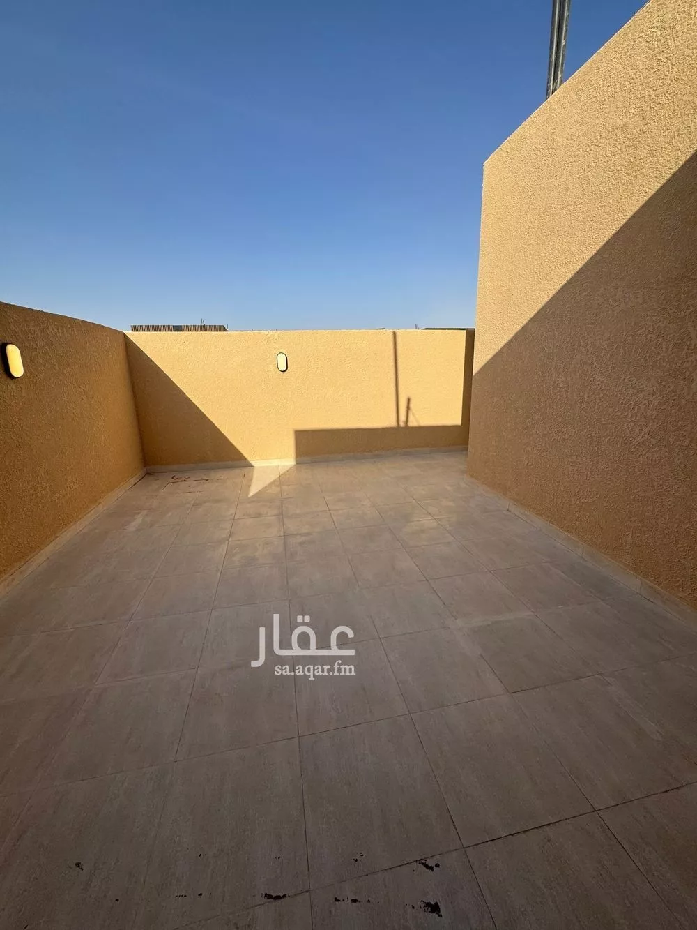 شقة 4 غرف في الرمال 12