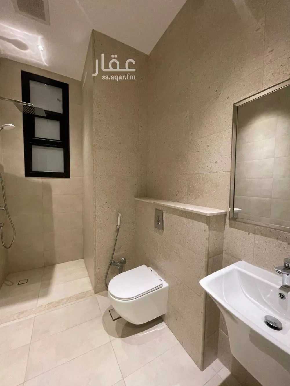 شقة 3 غرف في العارض 7