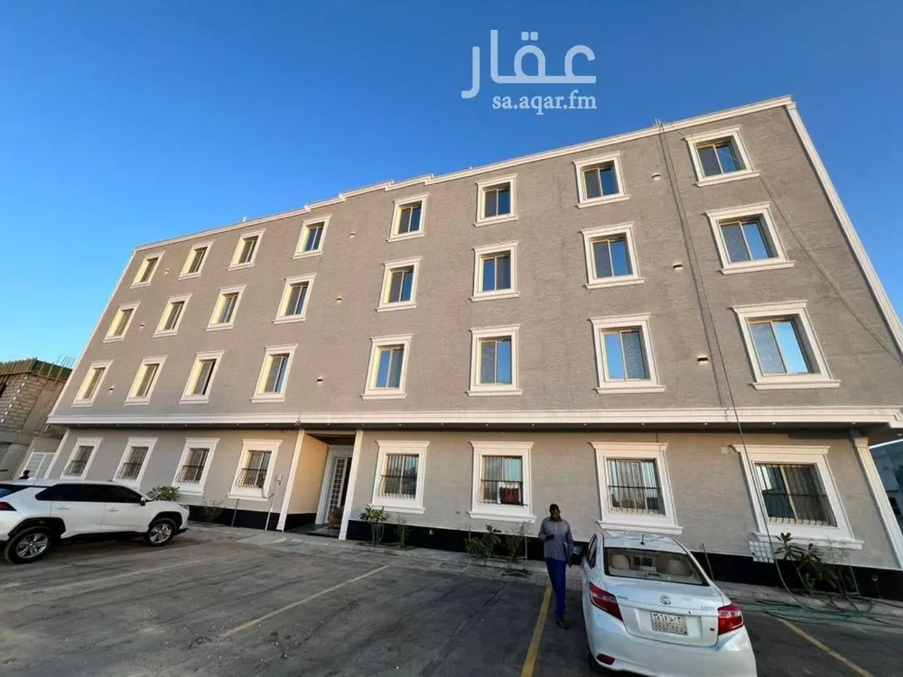 4 bedroom apartment in Al Janadriyah, Riyadh 5