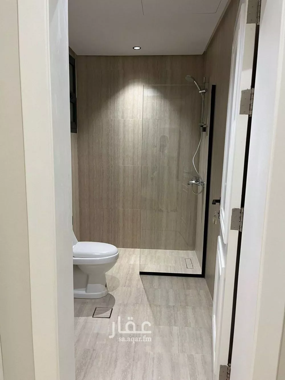 3 bedroom apartment in Ishbiliyah 6