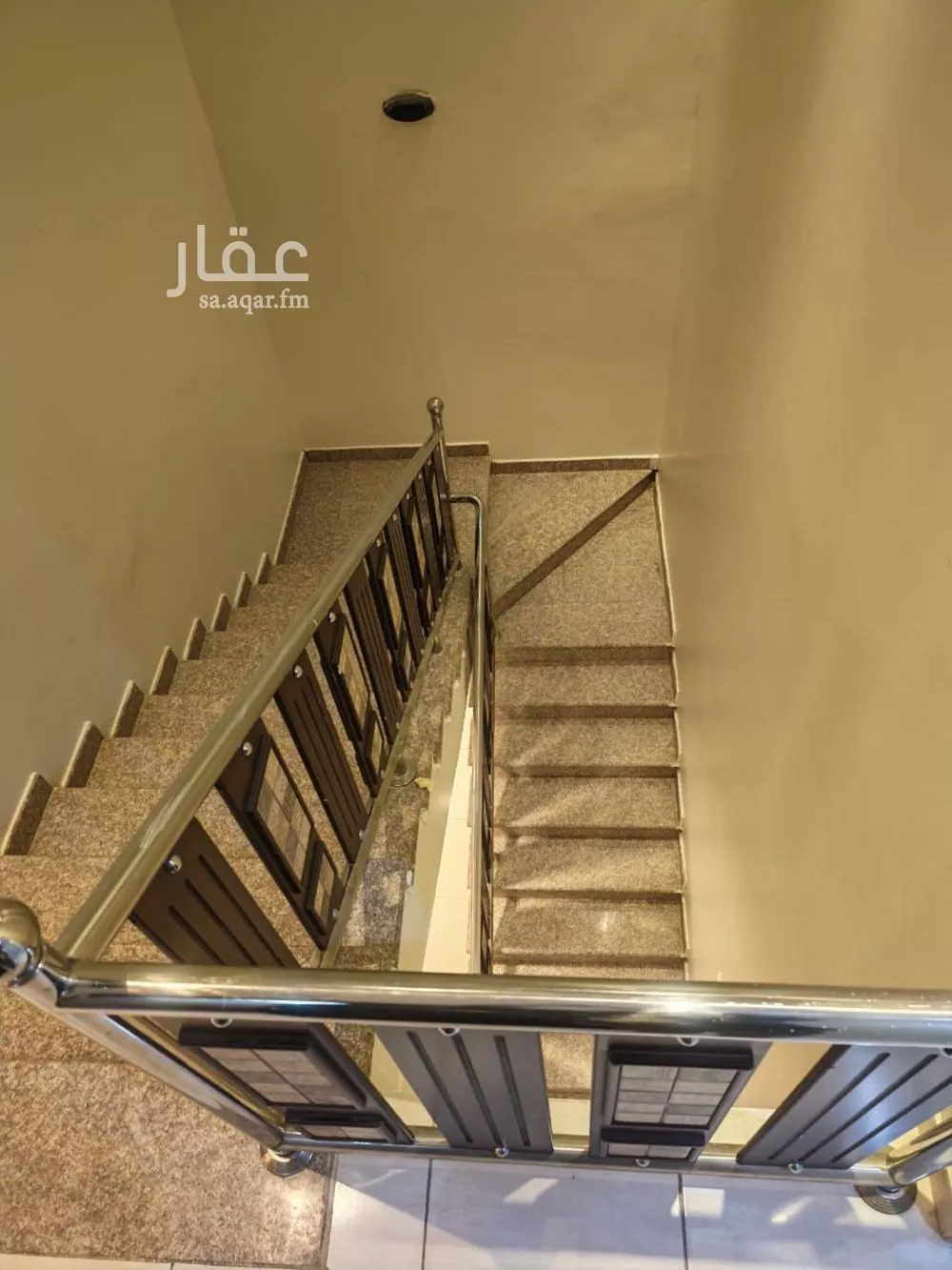 شقة 4 غرف في العارض 11