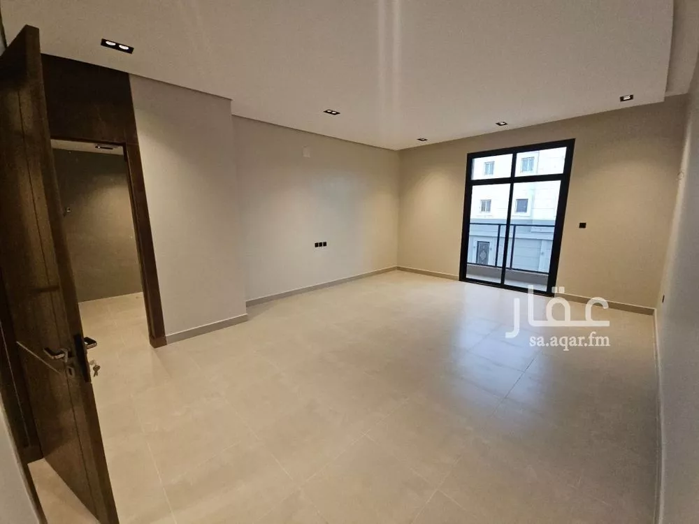 3 bedroom floor in Al Munsiyah 12