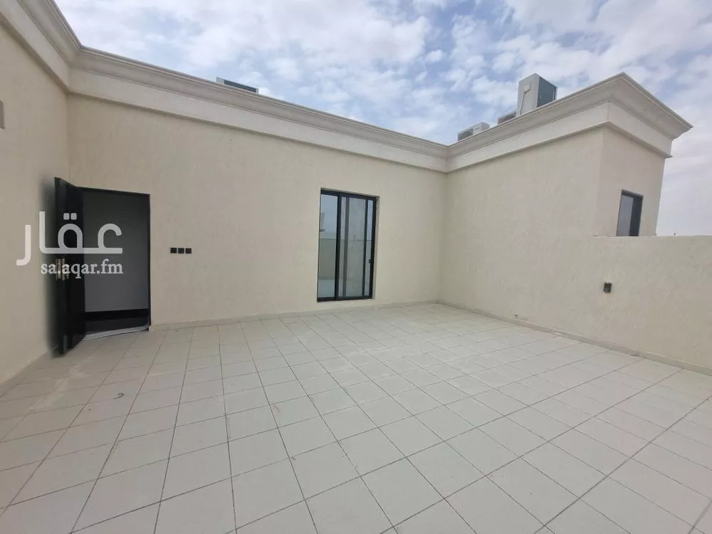 4 bedroom apartment in Al Yarmouk 2
