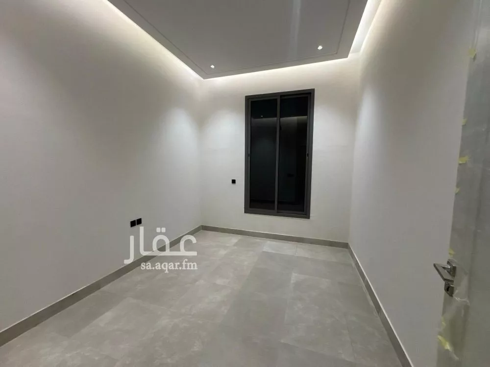 4 bedroom apartment in Al Yarmouk 6