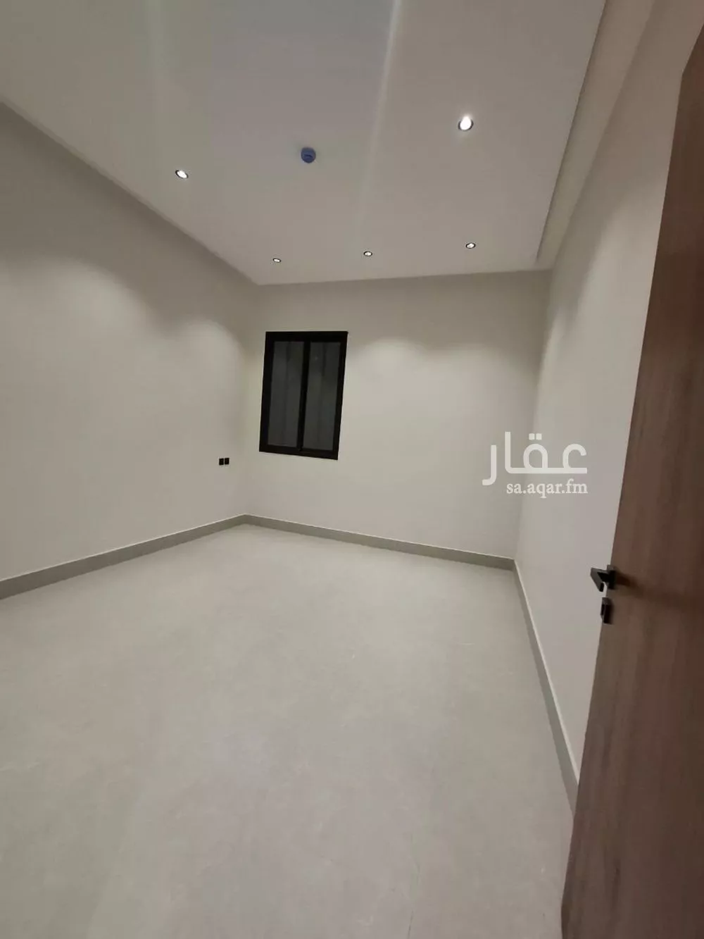 4 bedroom apartment in Al Marwa 8