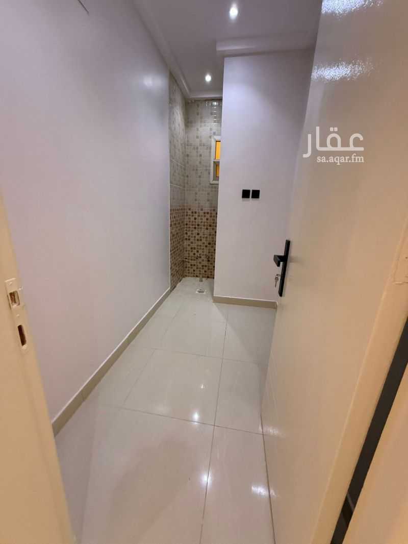 4 bedroom apartment in Al Hazm, Riyadh 16