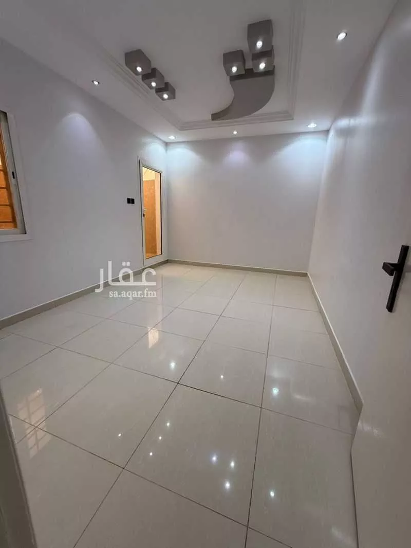 4 bedroom apartment in Al Hazm 19