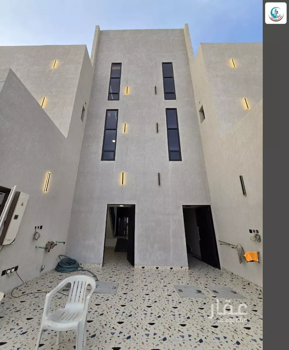 3 bedroom apartment in Ash Sharq 8