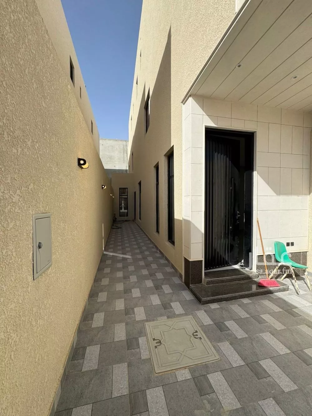 6 bedroom apartment in Al Janadriyah 16