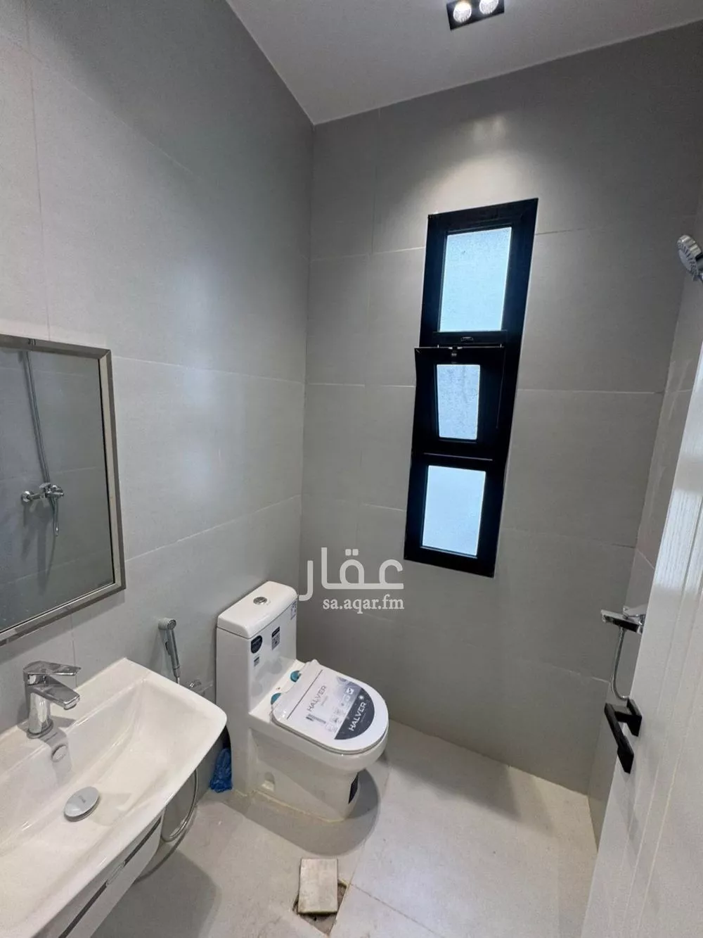 6 bedroom apartment in Al Janadriyah 6