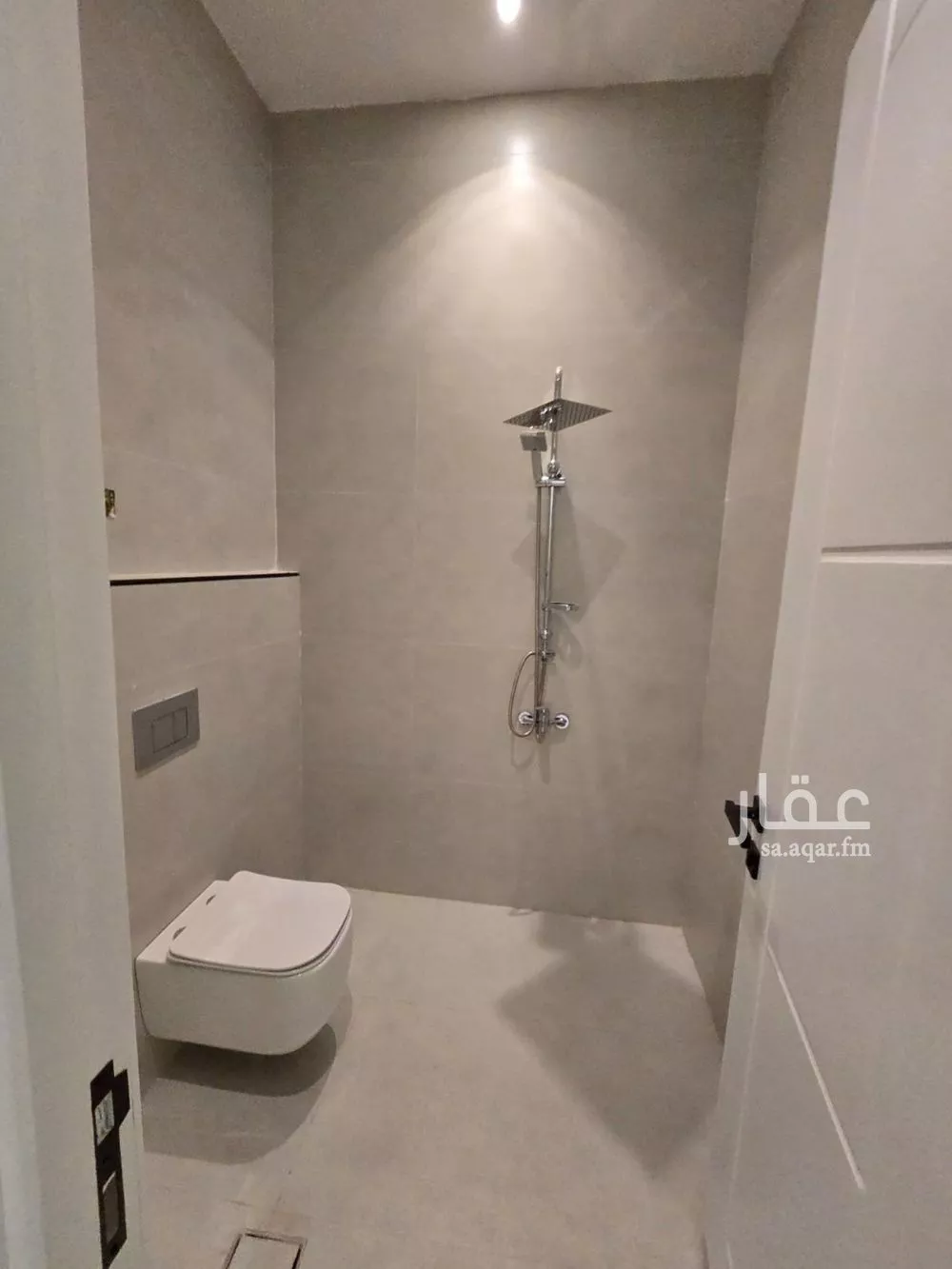 7 bedroom apartment in Al Maizilah, Riyadh 11