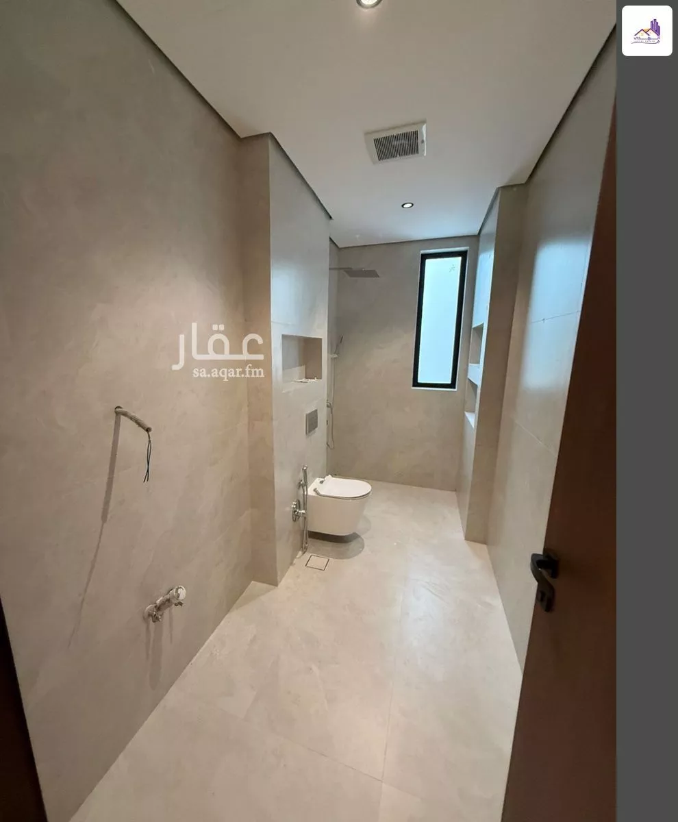 شقة 6 غرف في الجنادرية 8