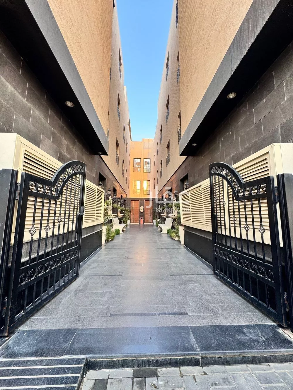 3 bedroom apartment in Granada 3