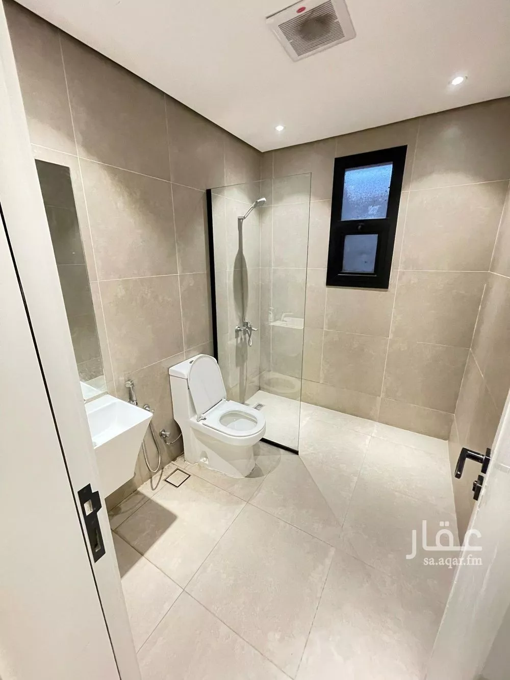 3 bedroom apartment in Al Aridh 17