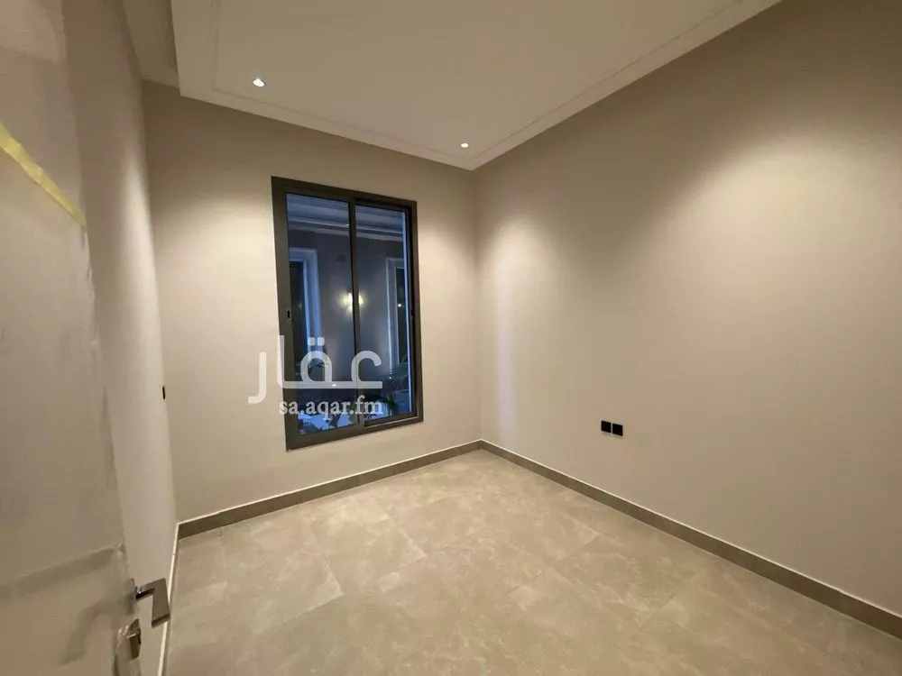 4 bedroom apartment in Al Yarmouk 5