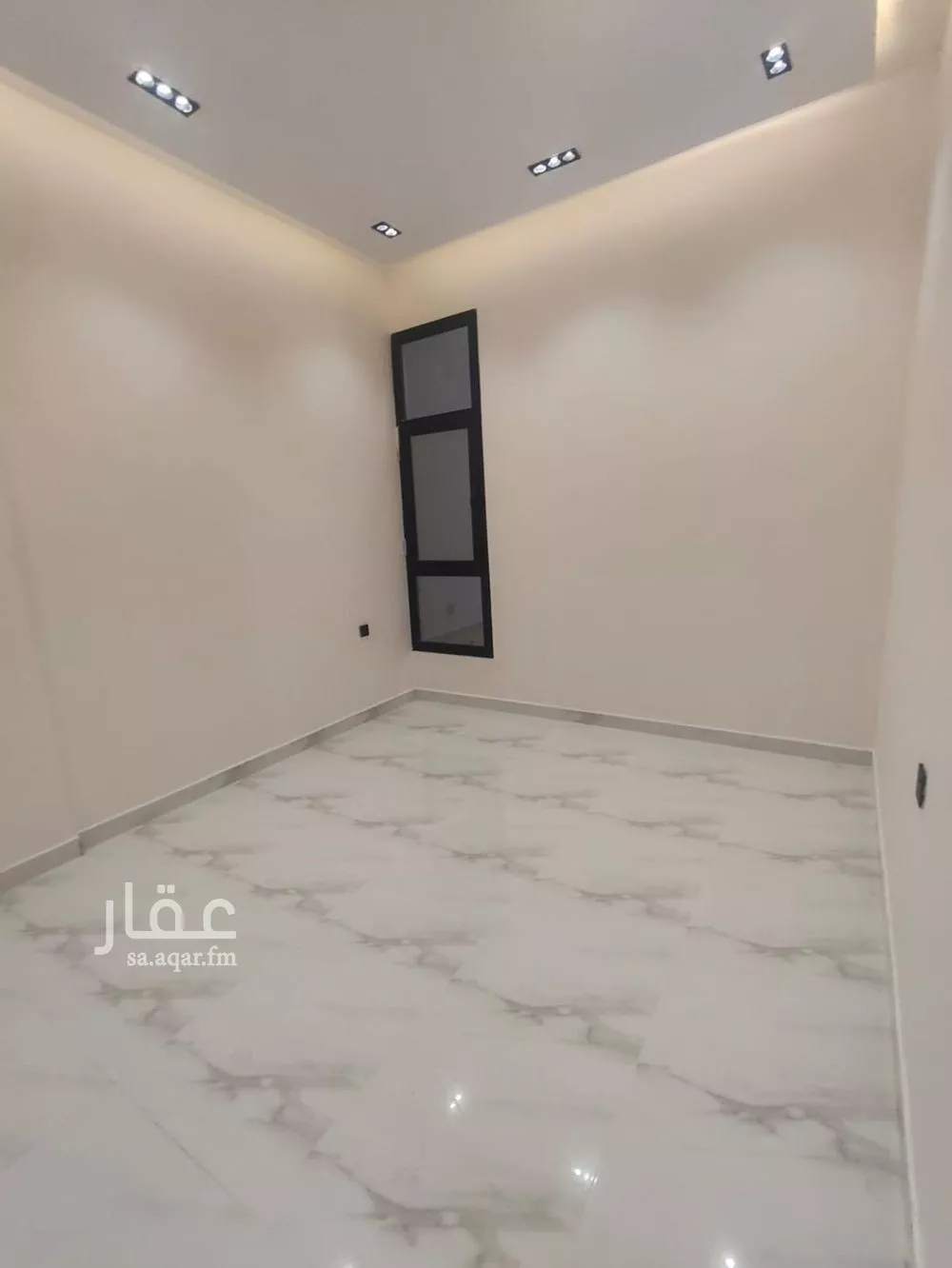 4 bedroom apartment in Al Zahrah 5
