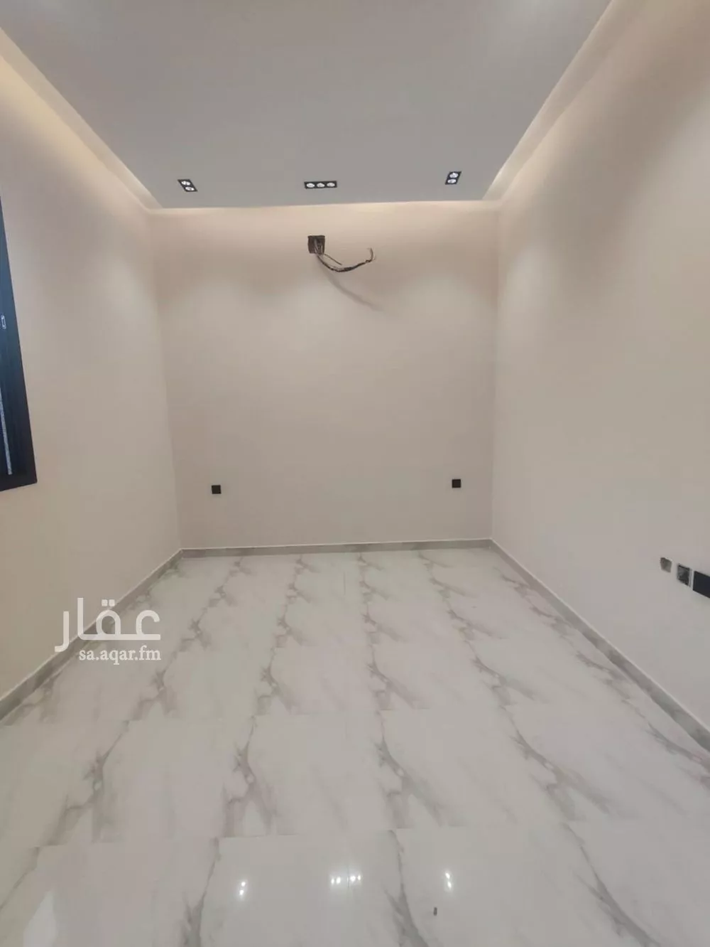 4 bedroom apartment in Al Zahrah 8