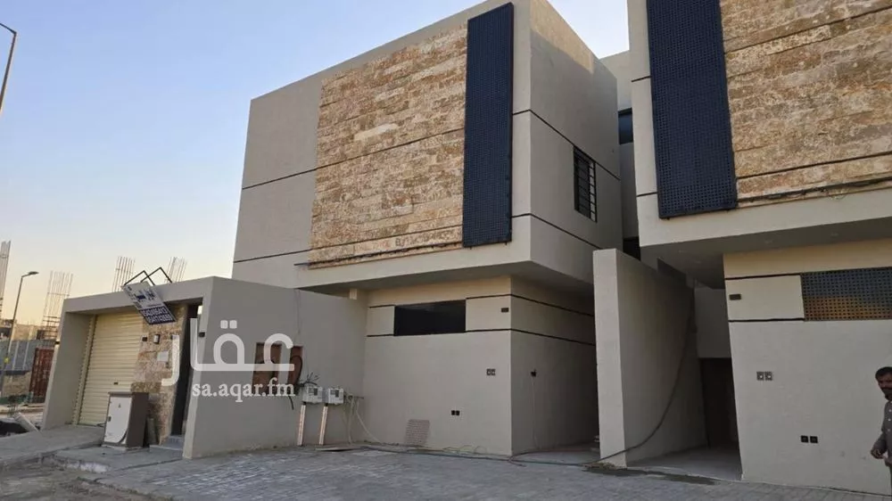 دور 4 غرف في طيبة 8