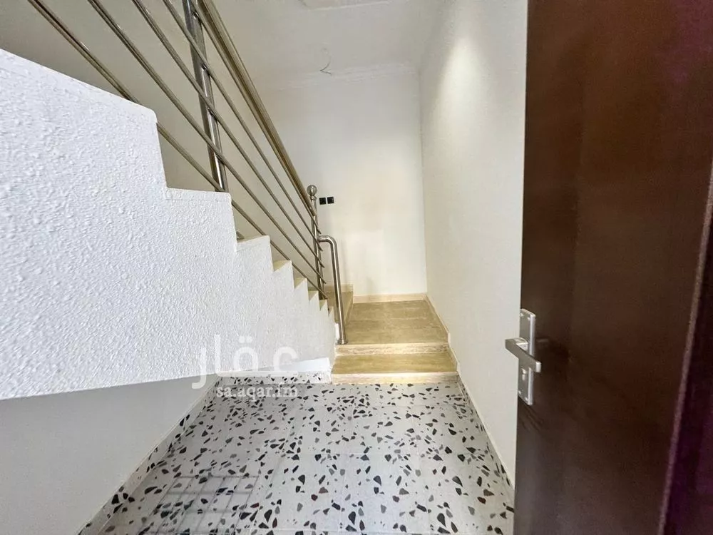 دور 3 غرف في طيبة 9
