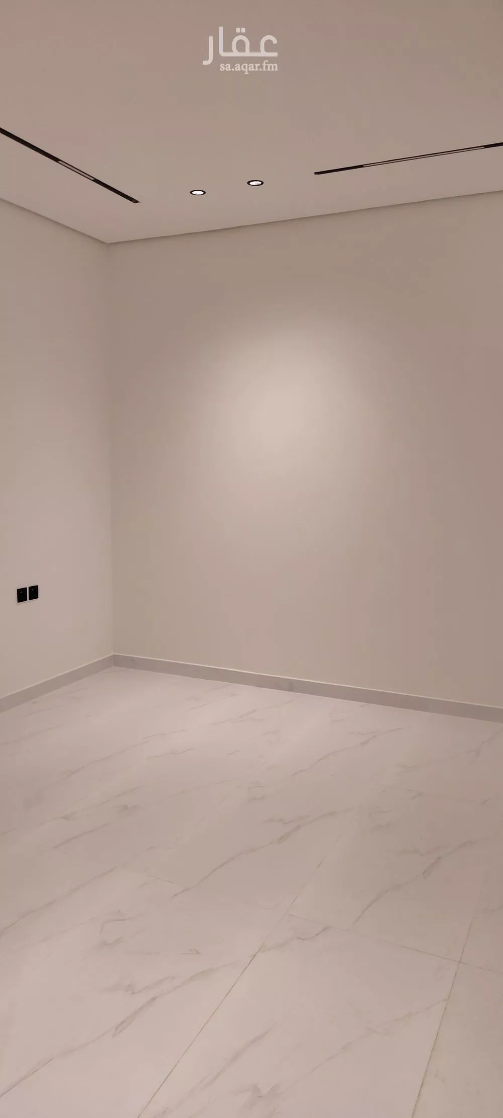 8 bedroom floor in Al Rimal 2