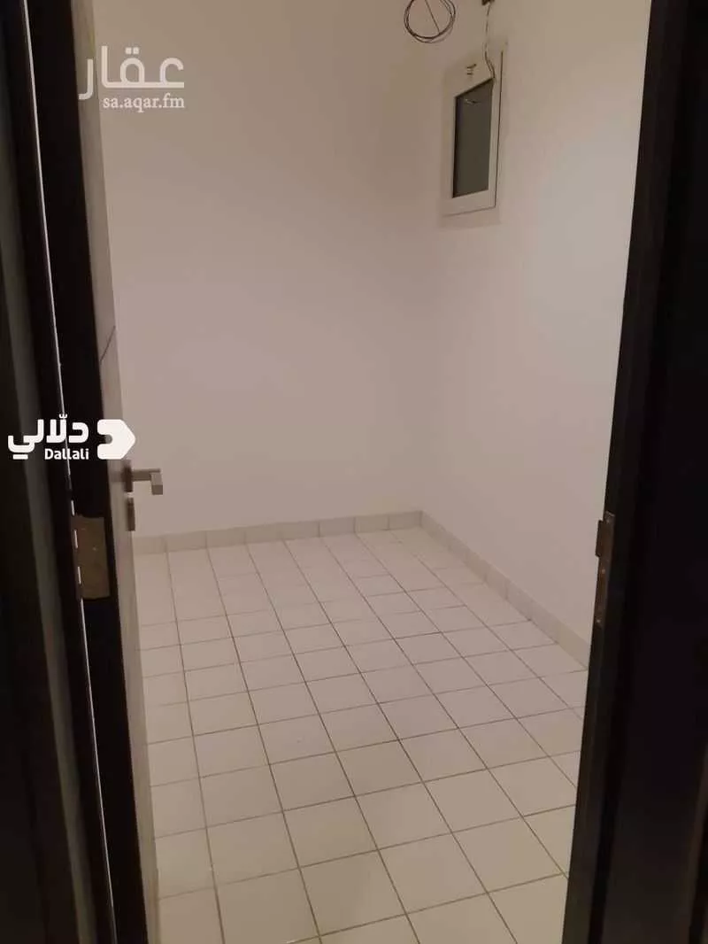 3 bedroom apartment in Qurtubah 10