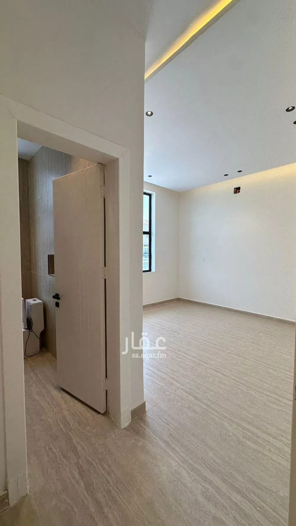 4 bedroom apartment in Al Hazm 9