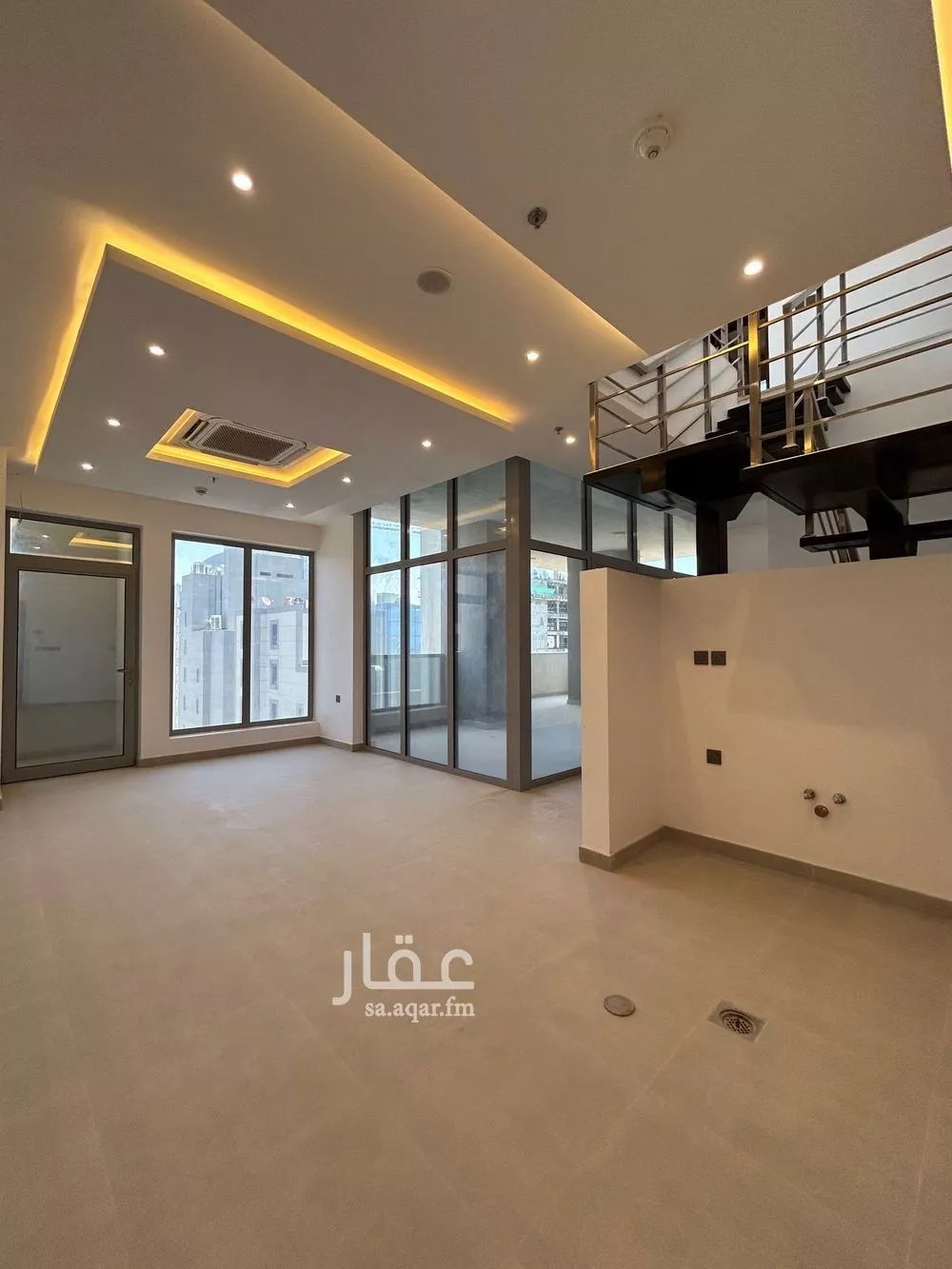 4 bedroom floor in Al Sahafah 2