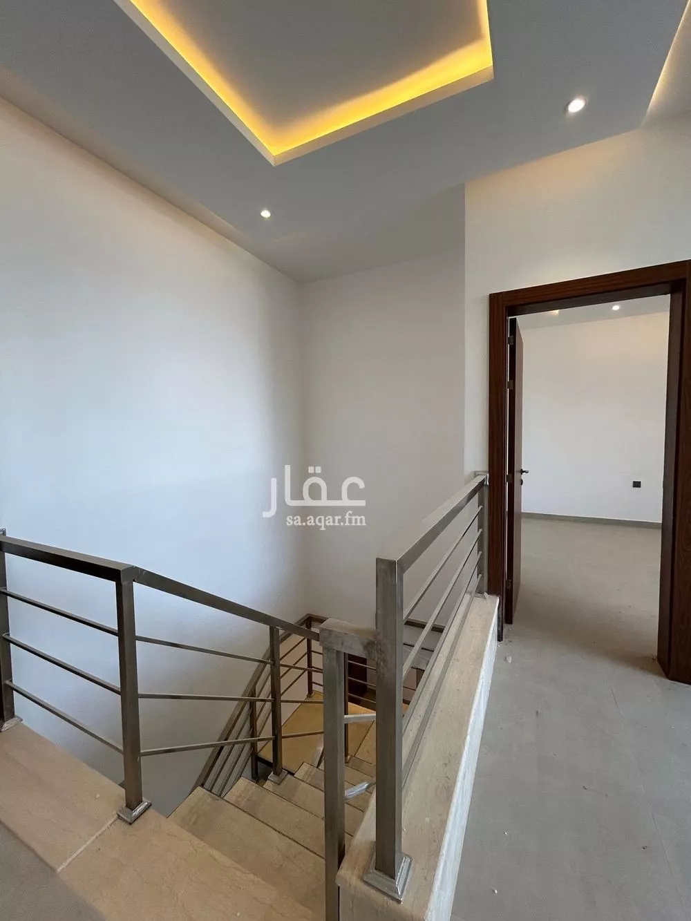4 bedroom floor in Al Sahafah 15