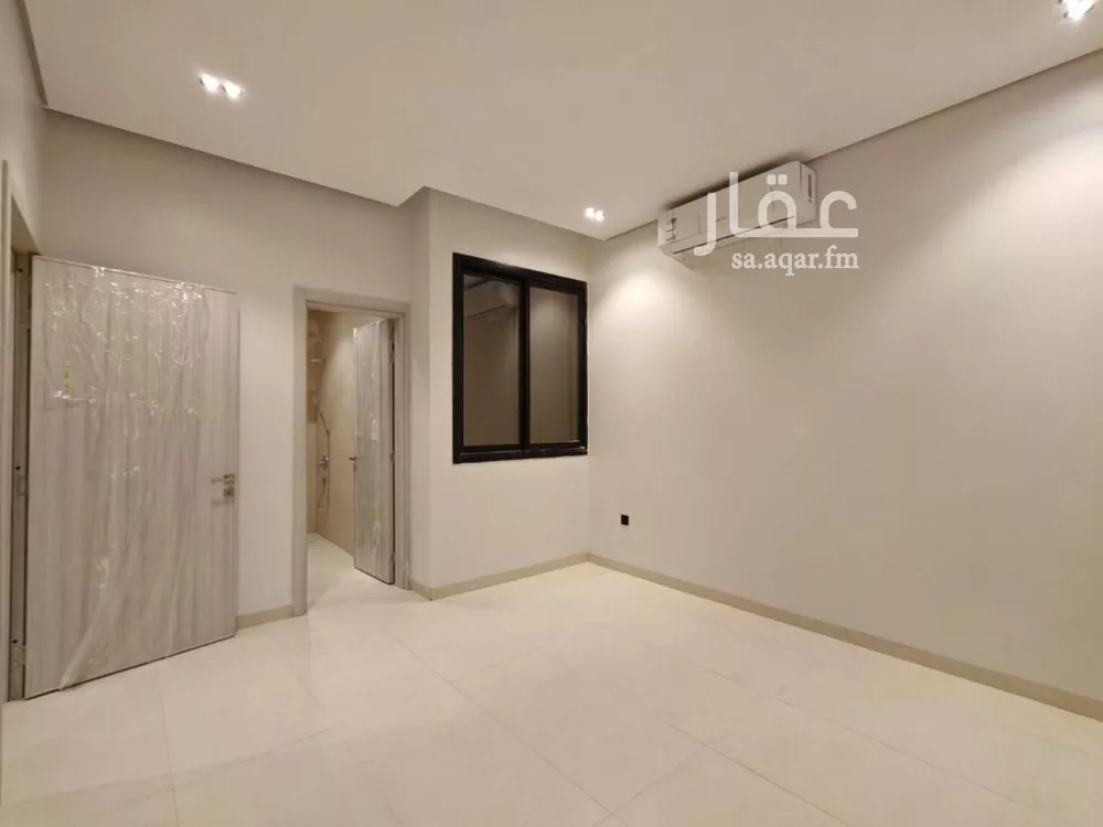 4 bedroom floor in Al Yarmouk 5