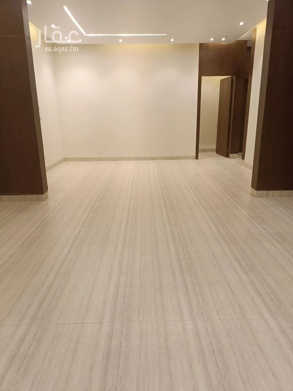 5 bedroom apartment in Al Rimal 29