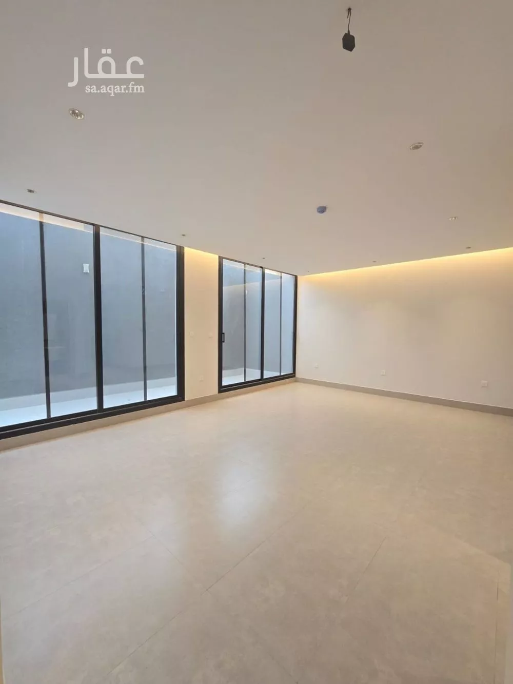 3 bedroom apartment in Al Aridh 7