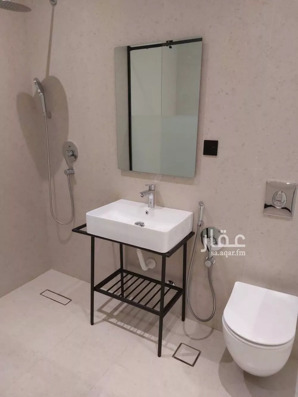 3 bedroom apartment in Al Qairawan 9