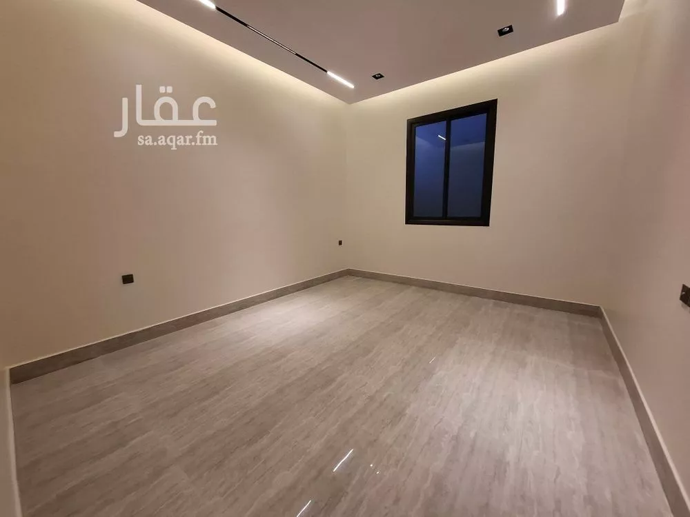 4 bedroom apartment in Al Rimal 16