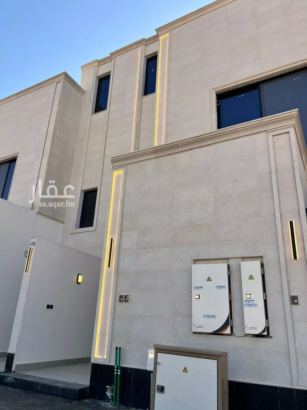 3 bedroom floor in Al Maizilah 8