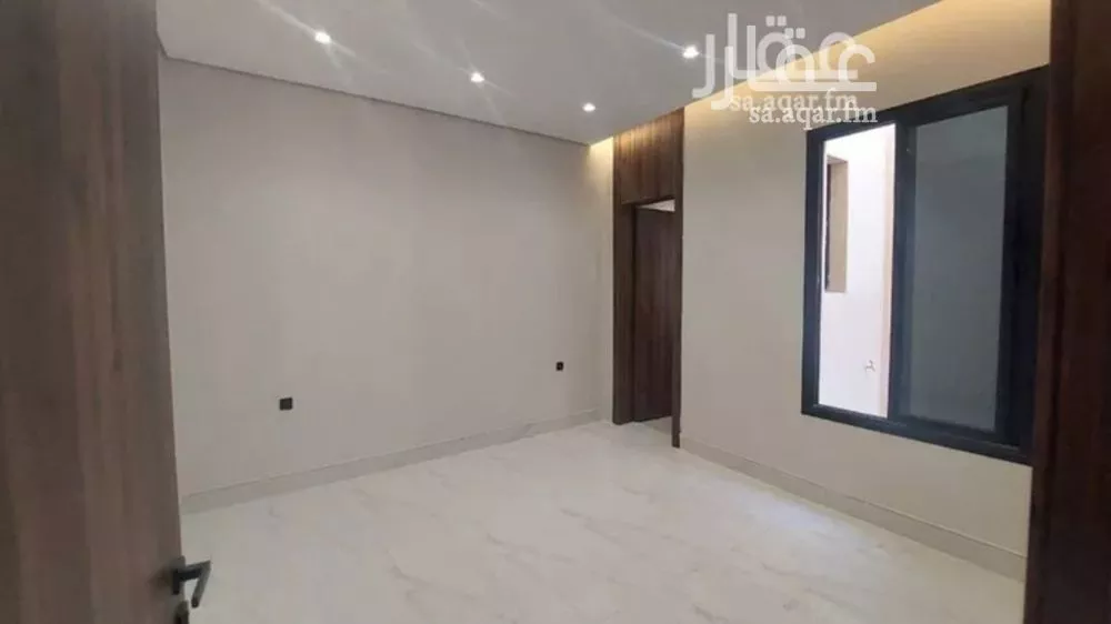 4 bedroom floor in Al Hazm 5